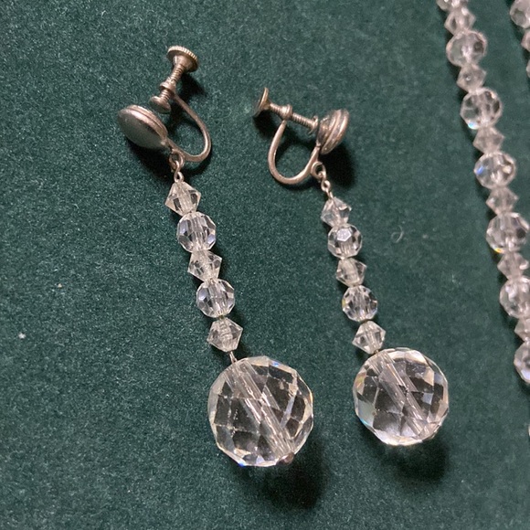 Jewelry Set - Picture 2 of 4